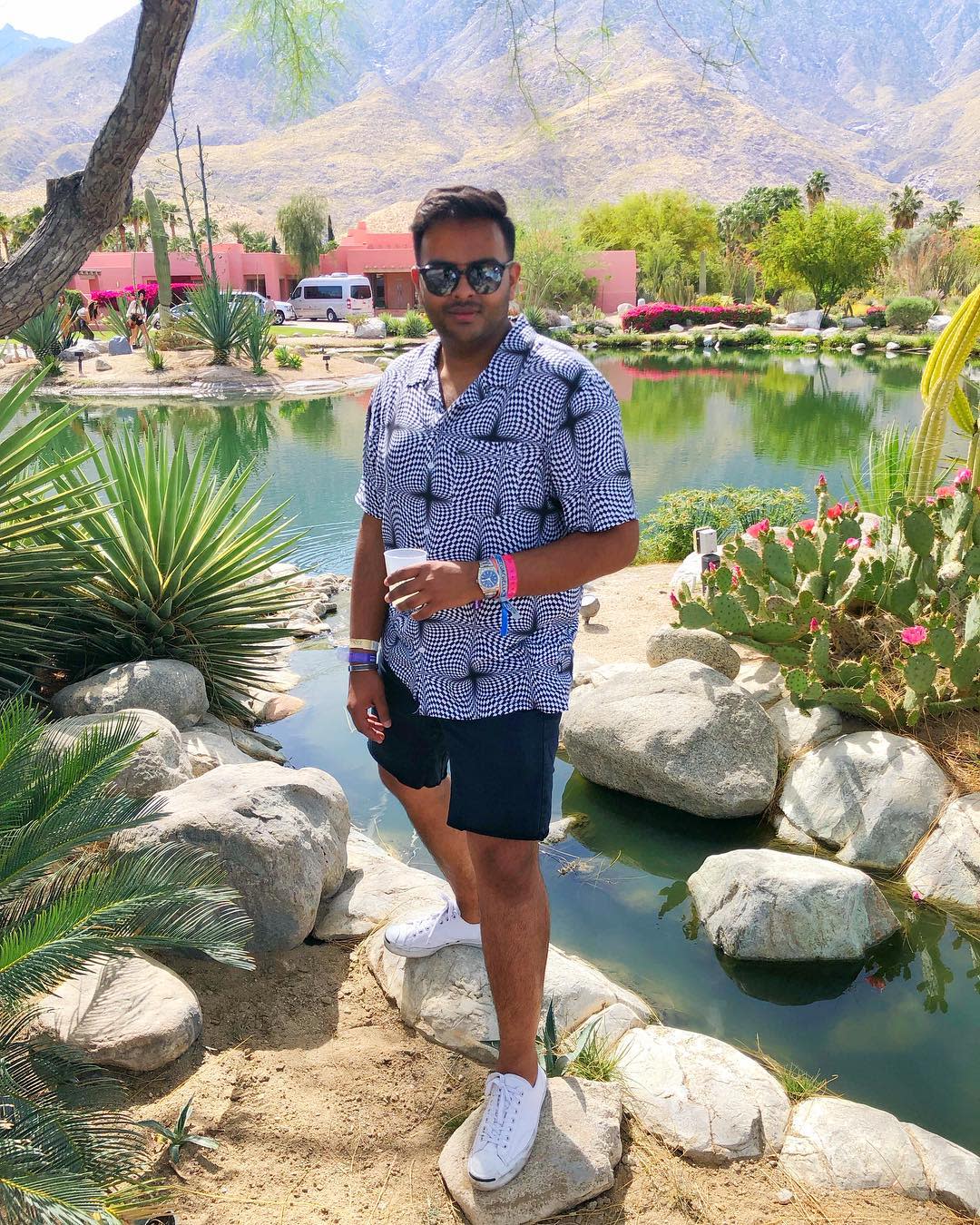 Flowy Top and Shorts Coachella Outfits Men -hungryempire